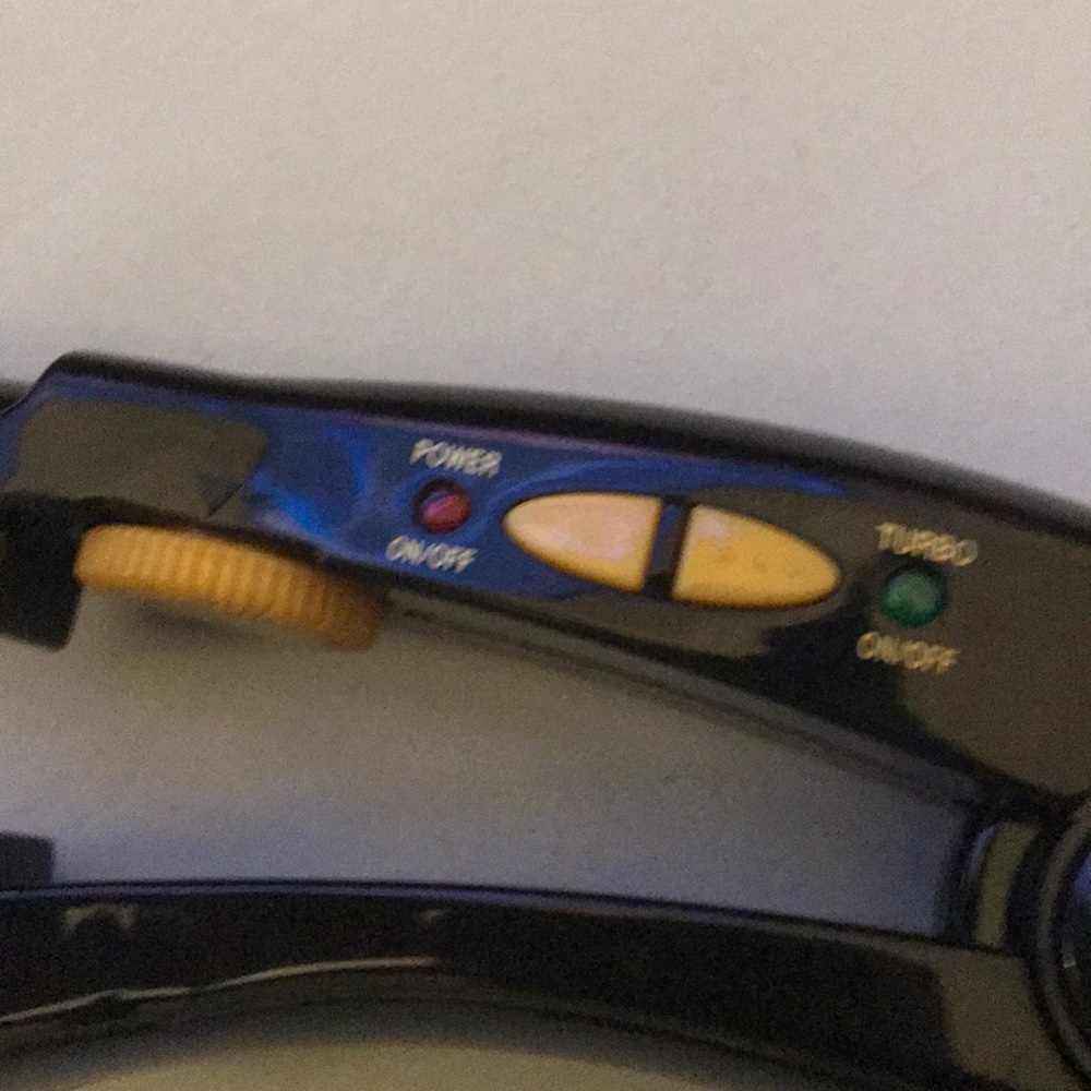 Conair - Picture 2 of 3